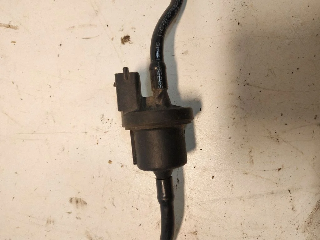 Fuel tank valve – Volvo V50 (2008-2012)