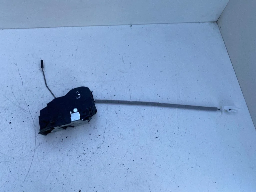 Rear door lock – BMW 5 Series E60 E61 (2004-2010)
