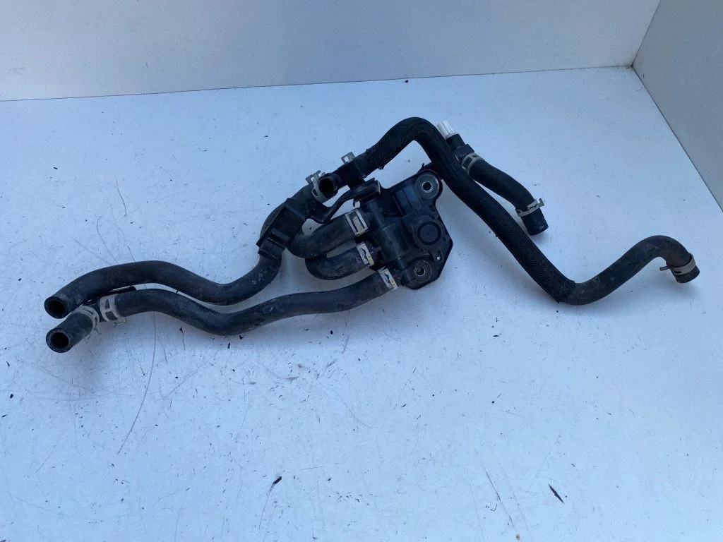 Elektryczna pompa cyrkulacyjna – Toyota RAV 4 (XA50) (2018-)