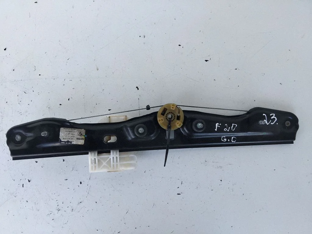 Rear window lifting mechanism without motor 177567