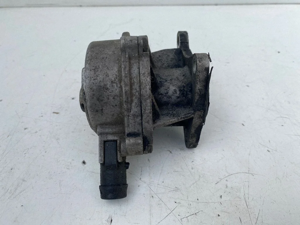 Vacuum pump