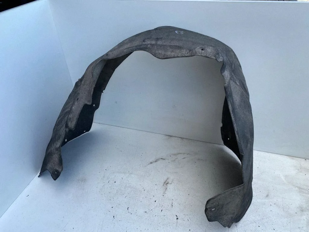 Tagumine poritiivakate 4F0809967A
