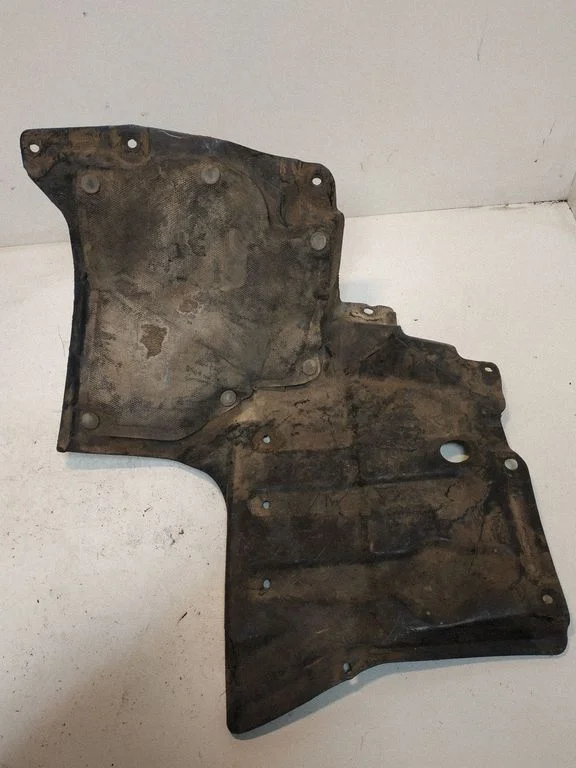 Motora dibena aizsargs – Toyota RAV 4 (XA20) (2000-2005)