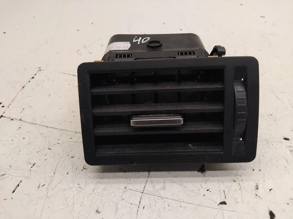 Sānu gaisa restītes – Ford Focus C-MAX (2003-2010)