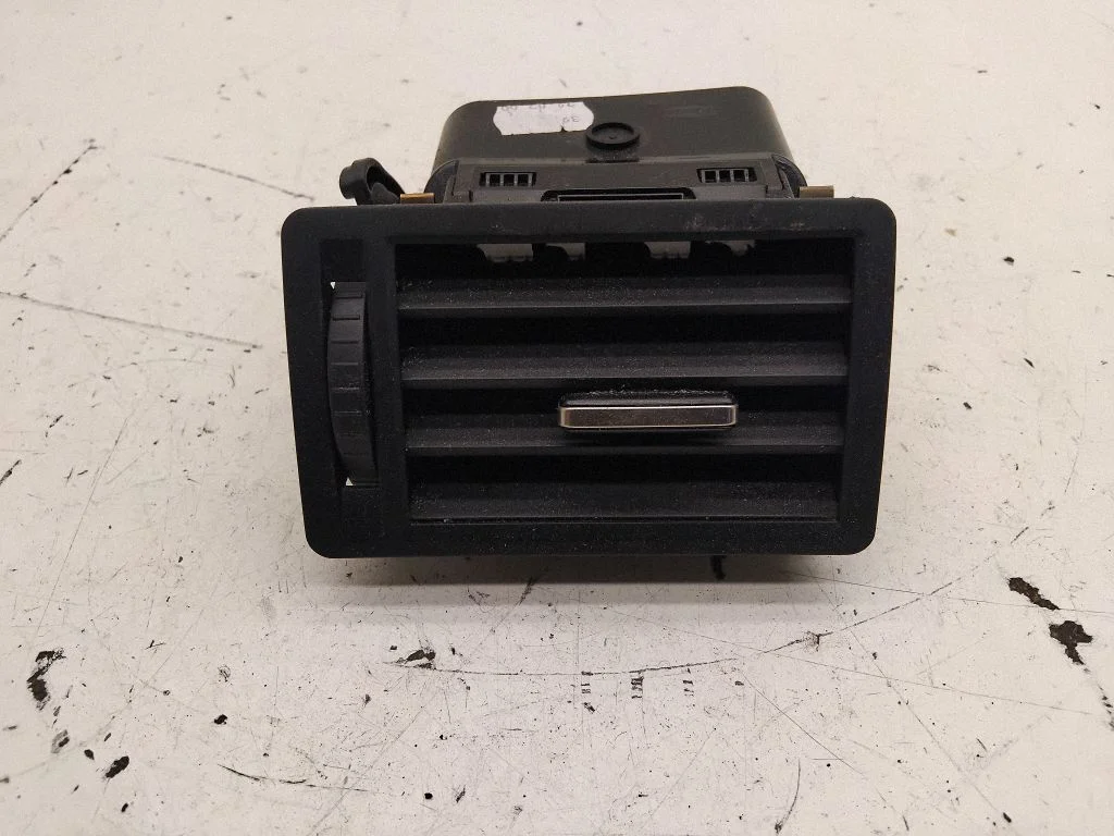 Boczne kratki nawiewu – Ford Focus C-MAX (2003-2010)