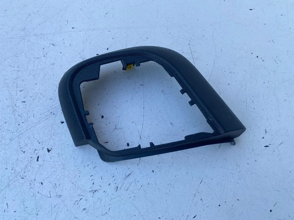 Sānu gaisa restītes – Toyota Proace (2016-)