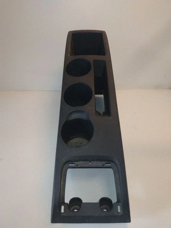 Center console – Toyota Corolla Verso E121 (2004-2007)