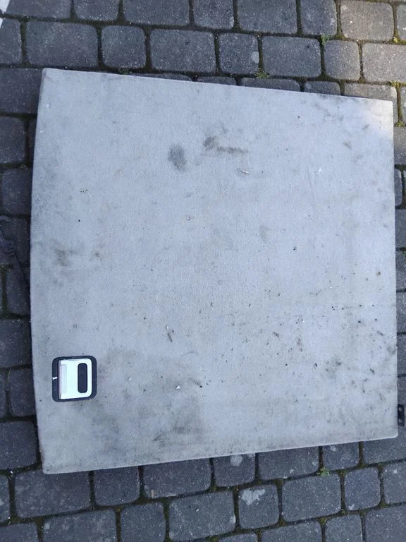 Trunk/boot floor carpet liner