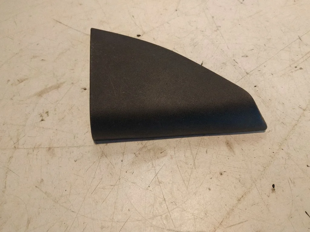 Muu eesmise ukse viimistluse osa – Toyota RAV 4 (XA30) (2006-2016)