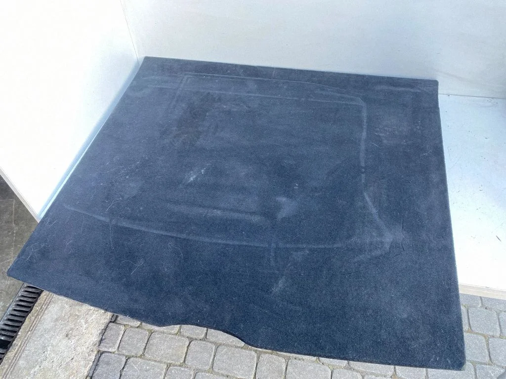 Bagāžnieka grīdas pārklājs A1676800600