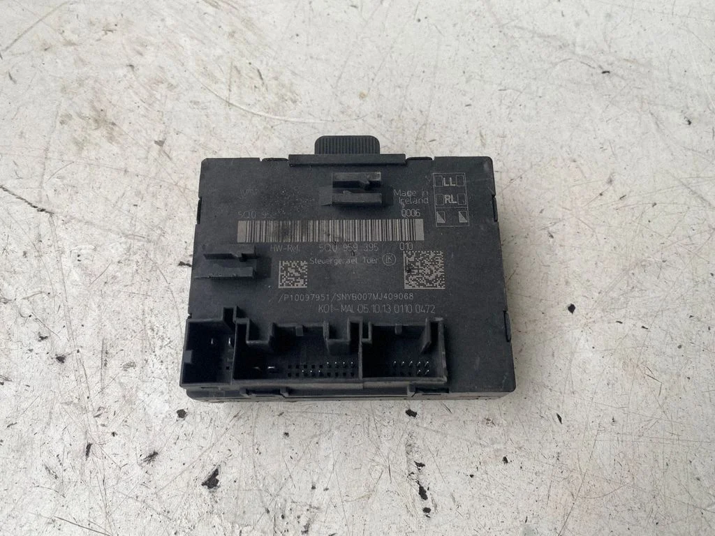 Door control unit/module 5Q0959395