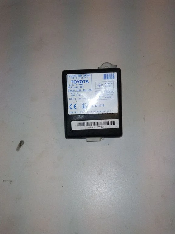 Door control unit/module – Toyota Corolla Verso E121 (2004-2007)