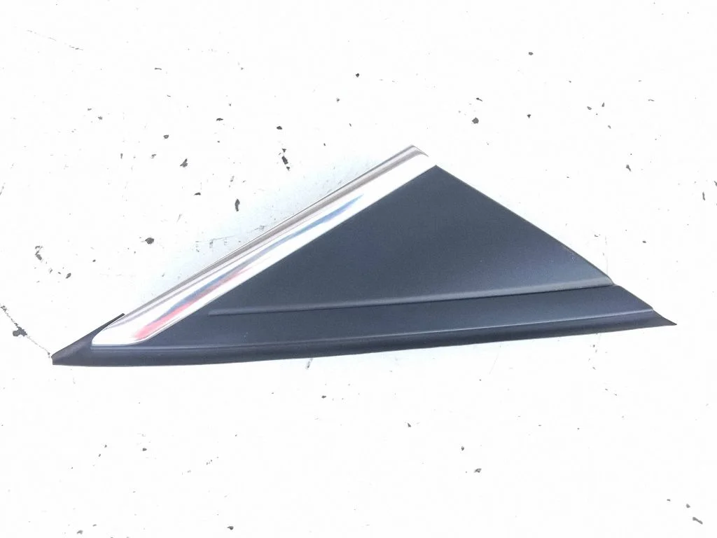 Plastic wing mirror trim cover BM51A16004