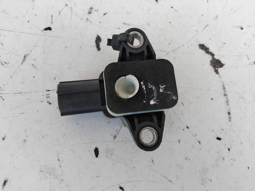 Drošības spilvenu trieciena sensors – Volkswagen Polo V 6R (2009-2017)