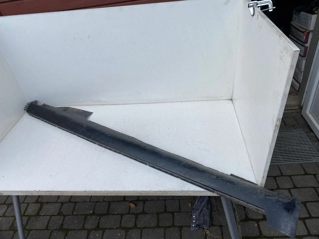 Lävepakk 4B0853859