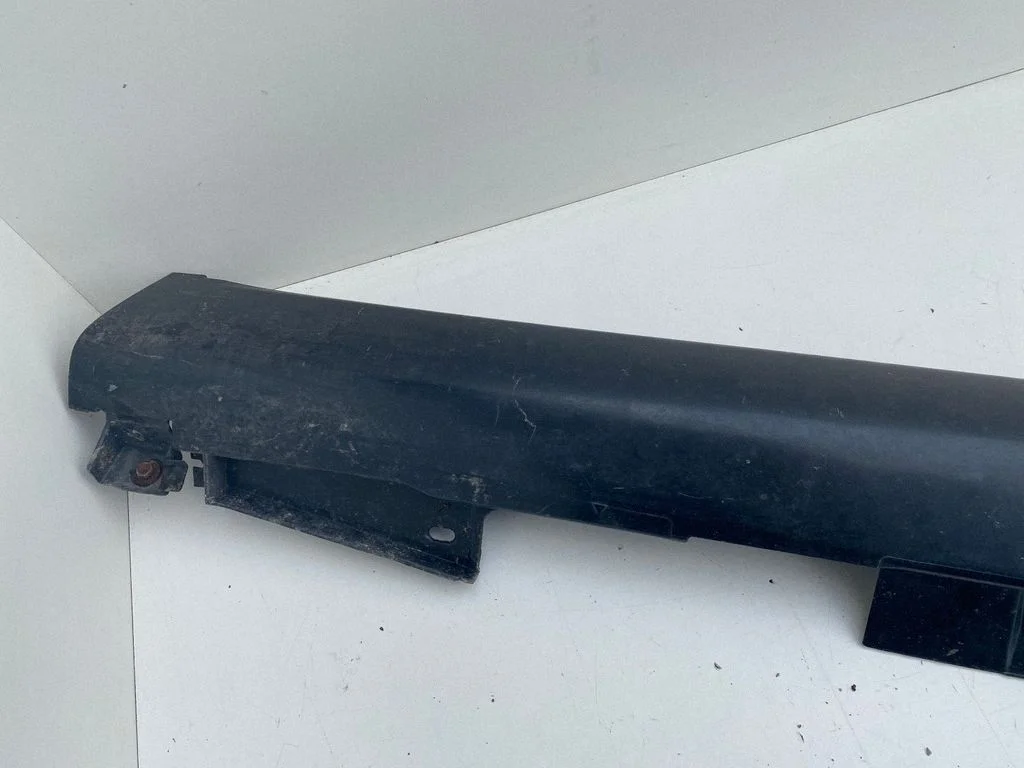 Sill – Toyota Corolla Verso E121 (2004-2007)