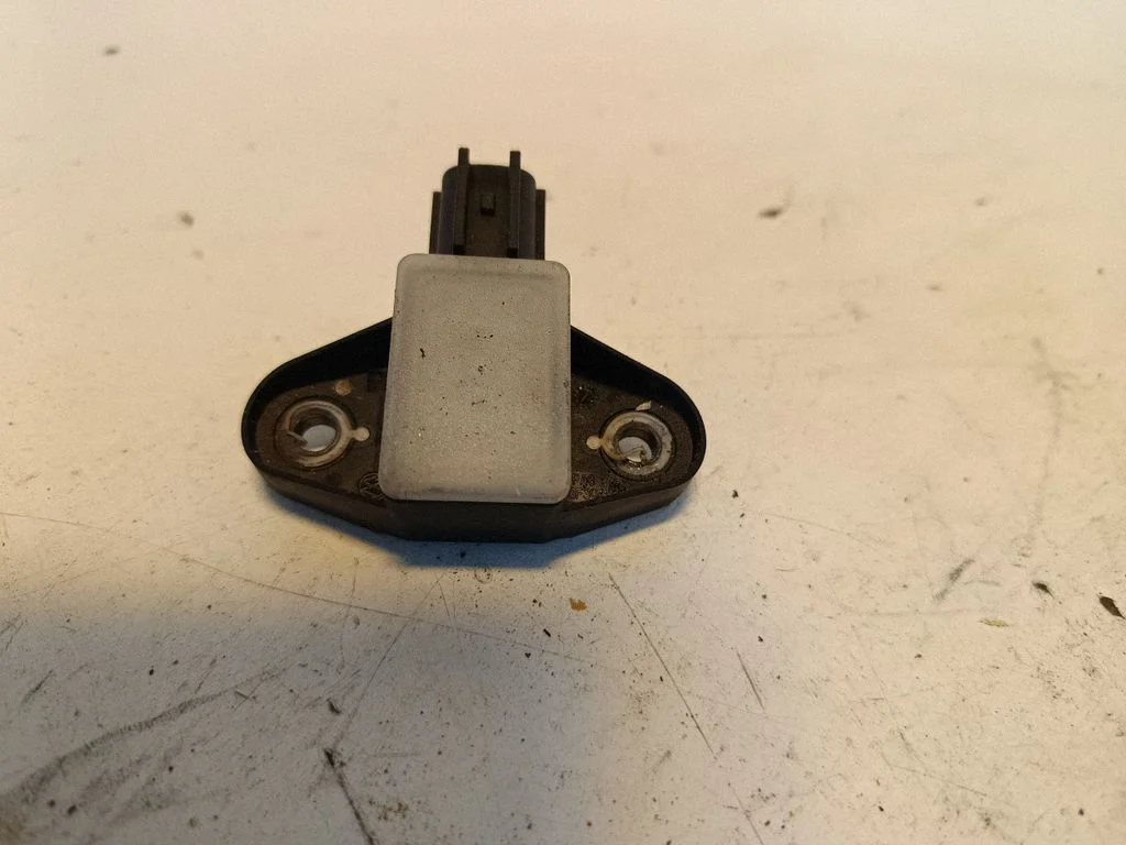 Drošības spilvenu trieciena sensors – Volkswagen Passat CC (2008-2016)