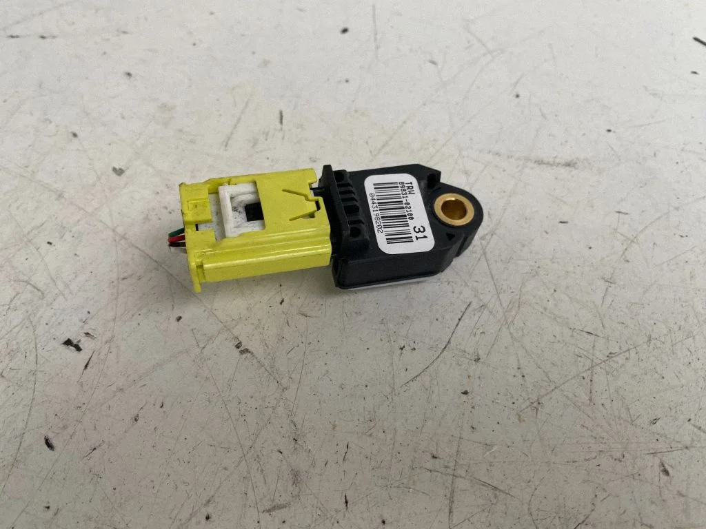 Drošības spilvenu trieciena sensors 8983102100