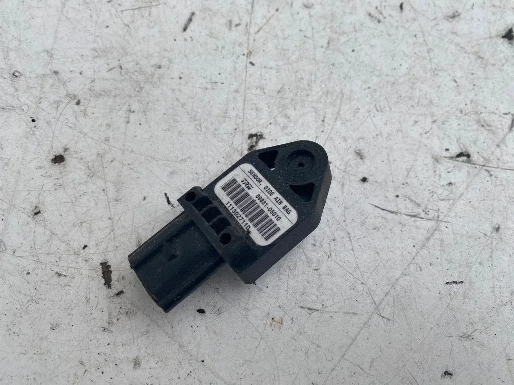 Drošības spilvenu trieciena sensors – Toyota Avensis T250 (2003-2006)