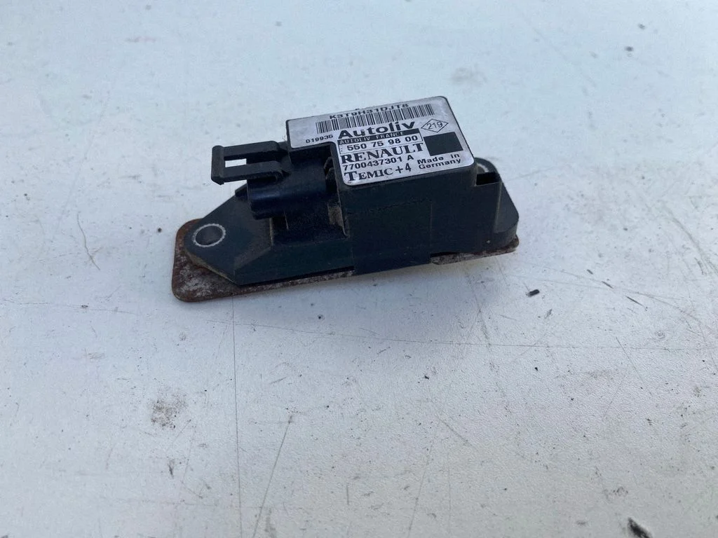 Airbag deployment crash/impact sensor 7700437301A
