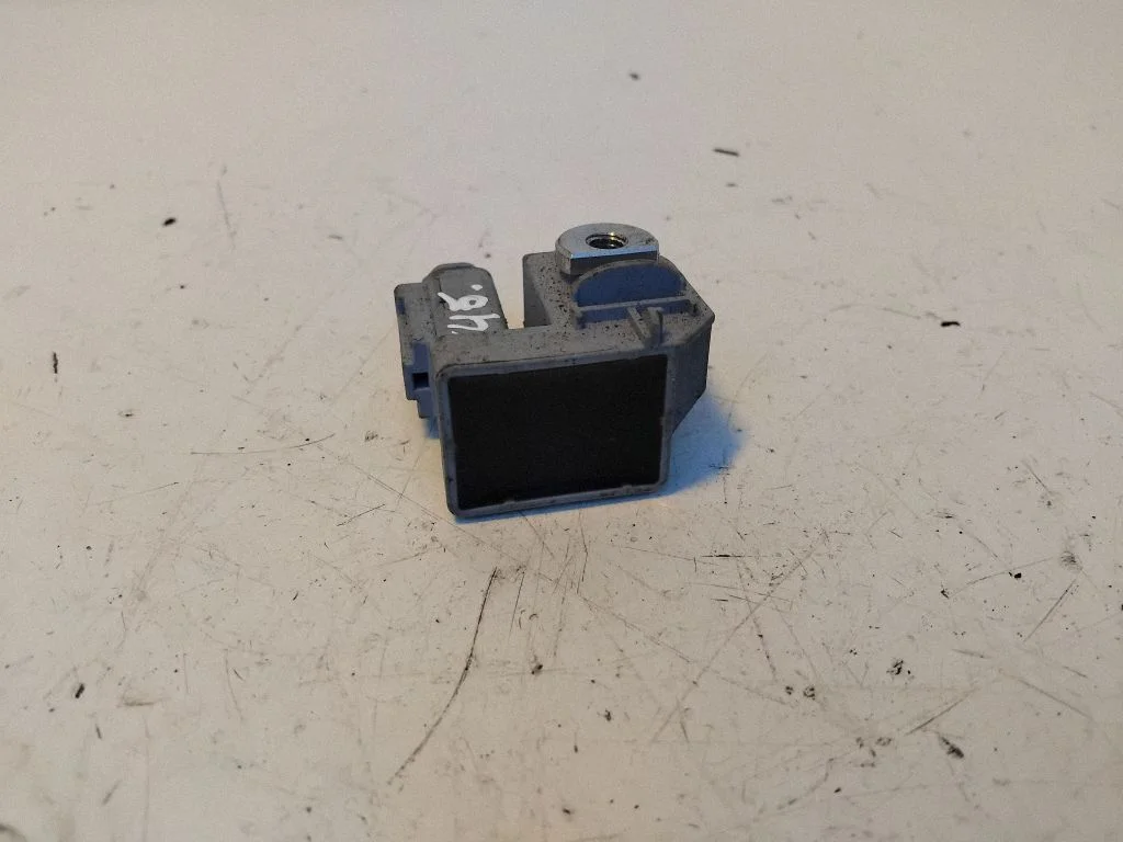 Drošības spilvenu trieciena sensors 620531400