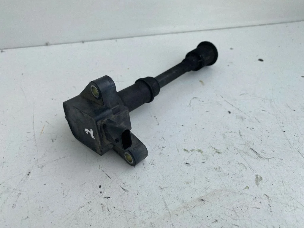 High voltage ignition coil BM5G12A366DB