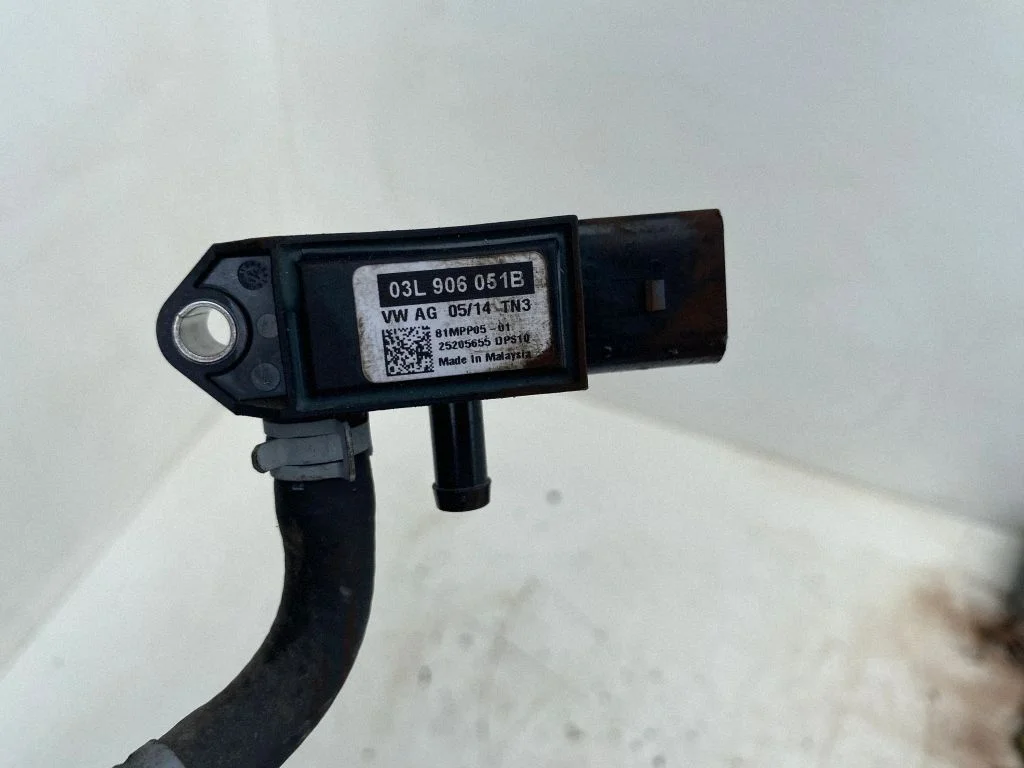Izplūdes gāzu spiediena devējs – Volkswagen e-Golf (2014-)