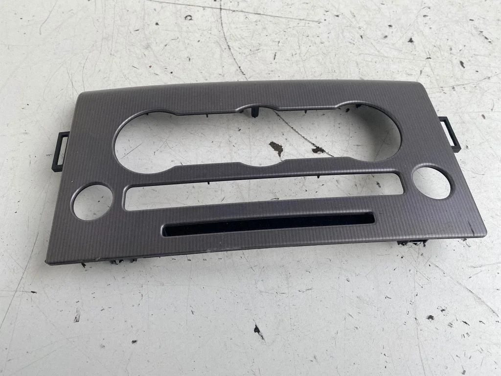 Klimata kontroles/apsildes vadības apdare – Land Rover Range Rover L405 (2013-2021)