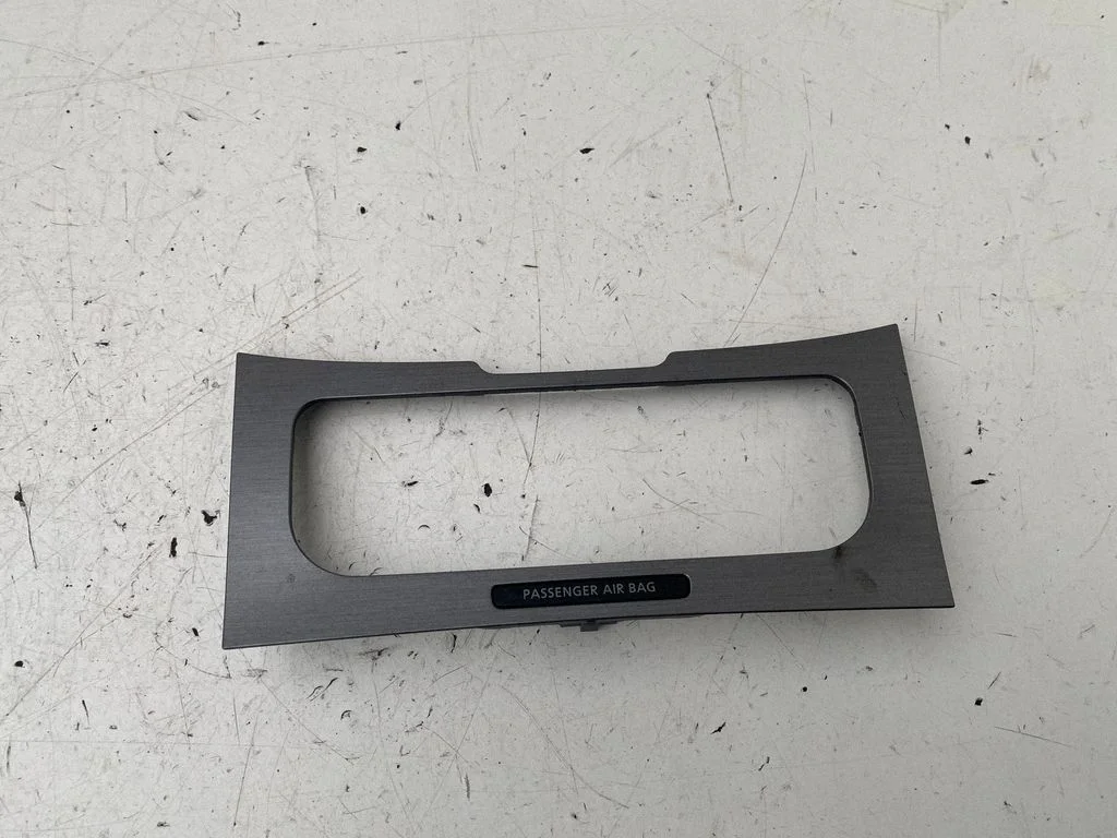Climate control/heater control trim – Volkswagen Passat CC (2008-2016)