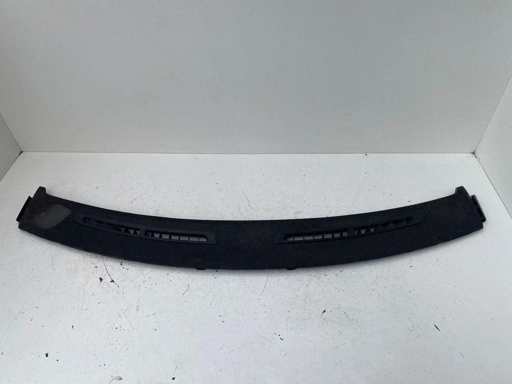 Panel trim – Tesla Model S (2012-)