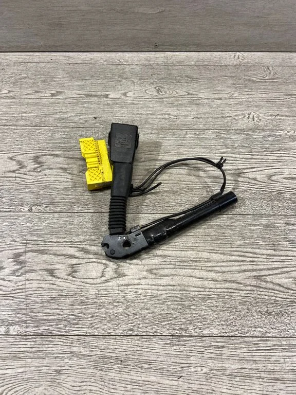 Front seatbelt buckle – BMW 3 Series F30 F35 F31 (2012-2018)