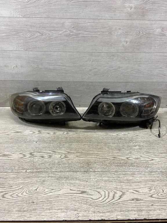 Headlights/headlamps set – BMW 3 Series E90 E91 (2005-2012)