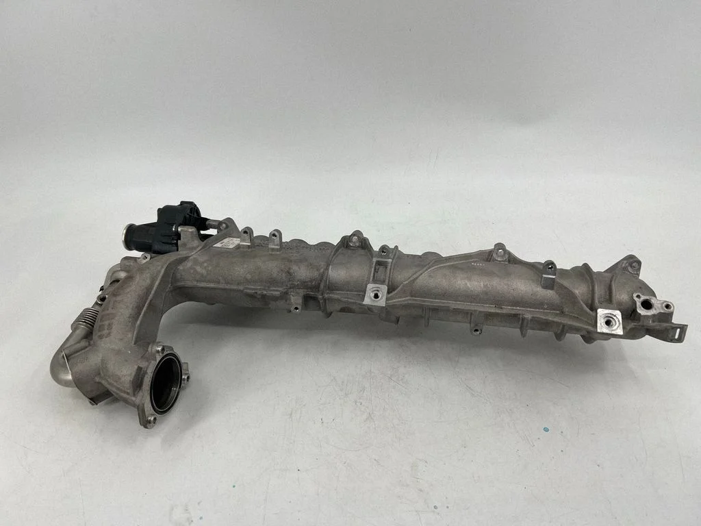 Sisselaskekollektor – BMW X5M G05 F95 (2019-)