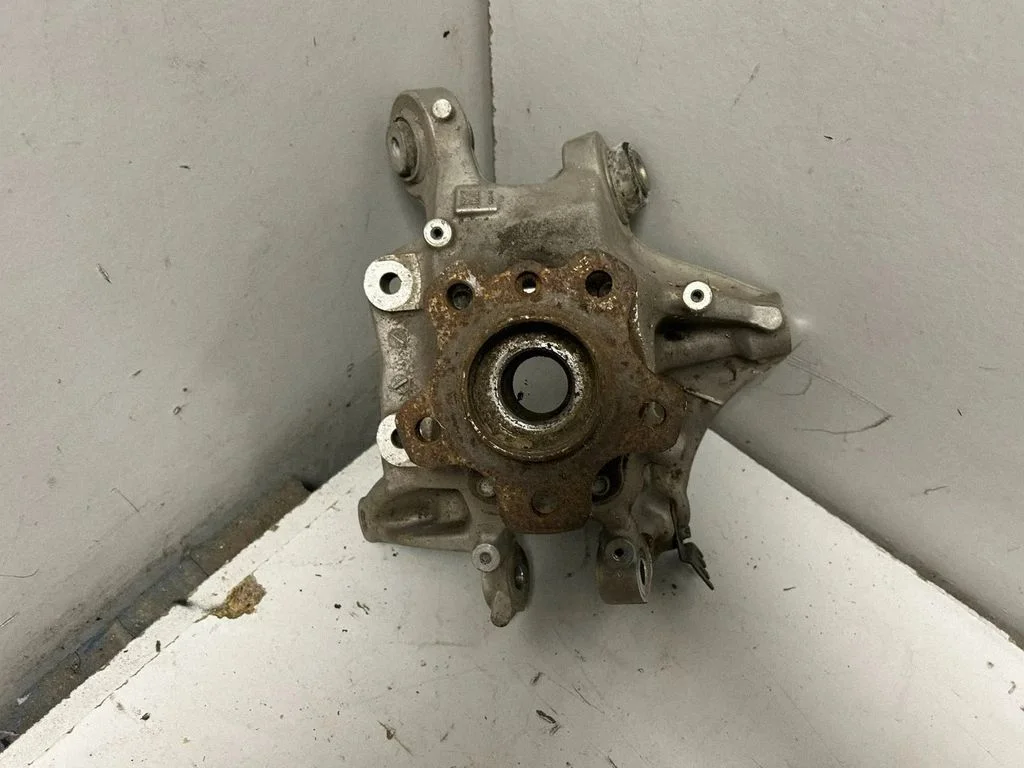 Rear wheel hub – BMW 5 Series G30 G31 G38 (2016-)