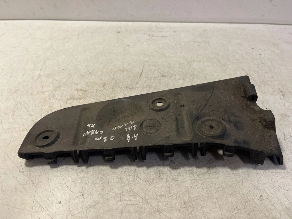 Mocowanie zderzaka tylnego – Audi A4 S4 B6 8E 8H (2001-2005)