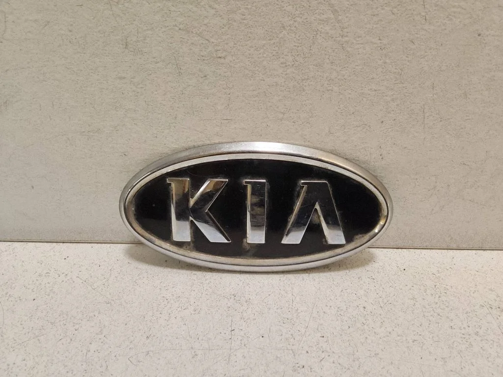 Manufacturers badge/model letters – KIA Sorento (2002-2009)