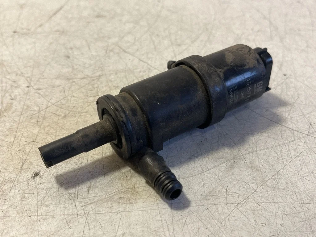 Headlight washer pump – Opel Astra H (2004-2012)