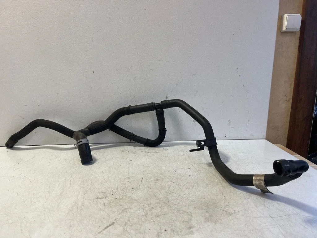 Engine coolant pipe/hose – Ford Ranger IV (2022-)