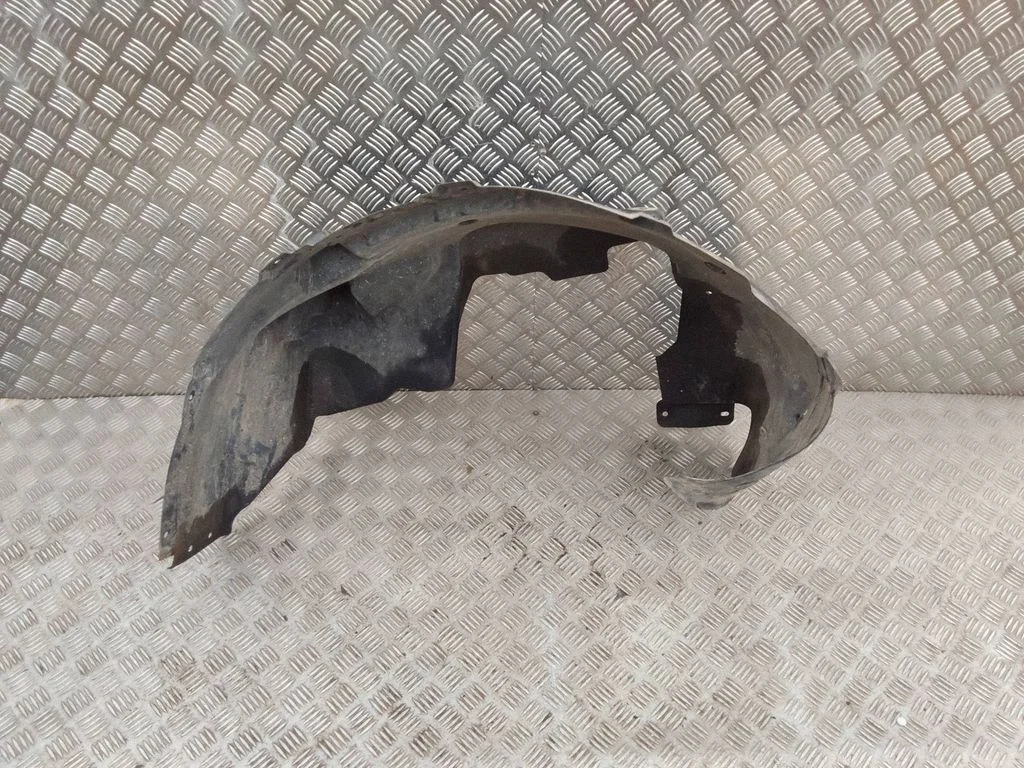 Front wheel arch liner splash guards P1WB16A562A