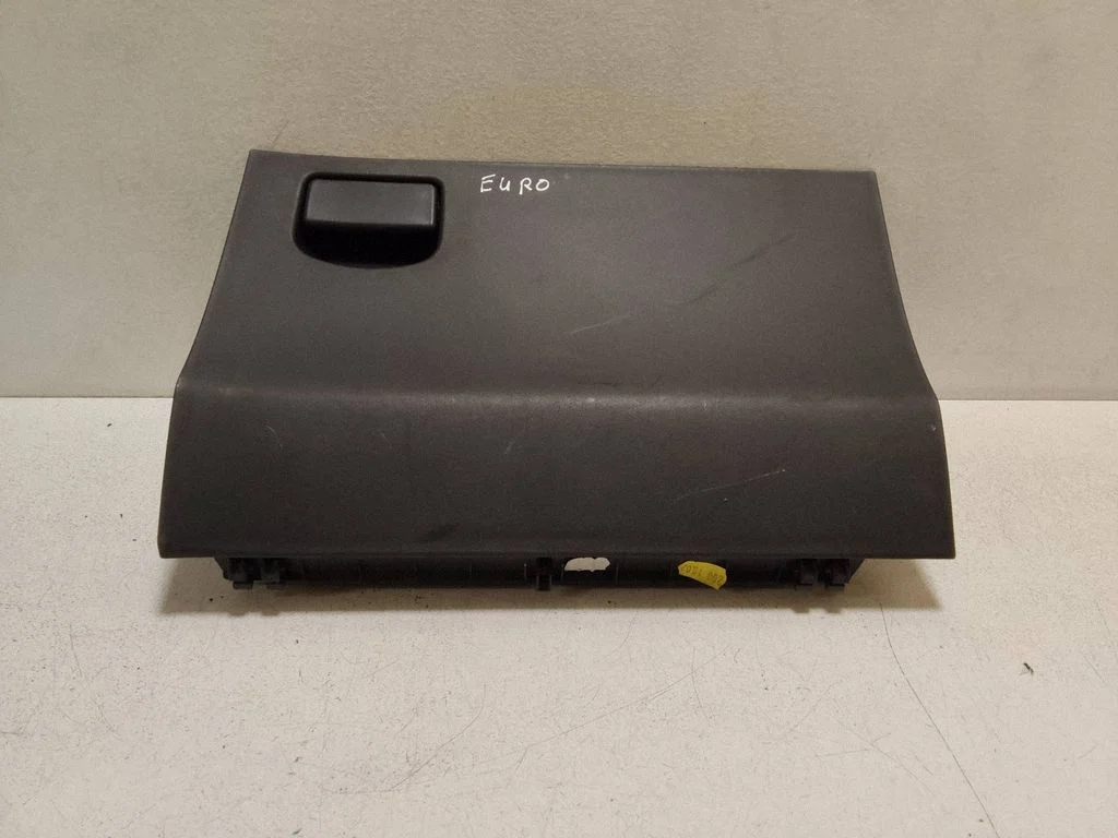Glove box 555510D060