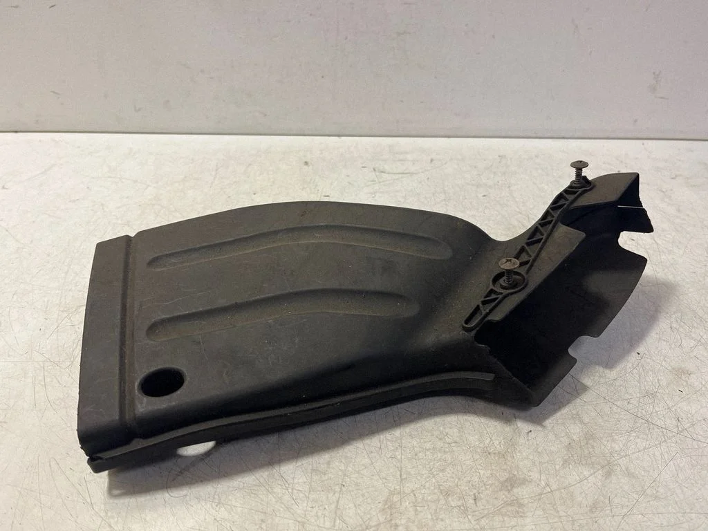 Air intake duct part – Audi A4 S4 B6 8E 8H (2001-2005)