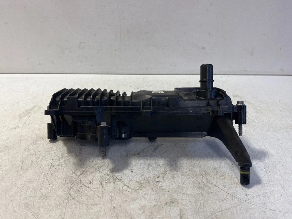 Õliseparaator JB3Q6C757AB