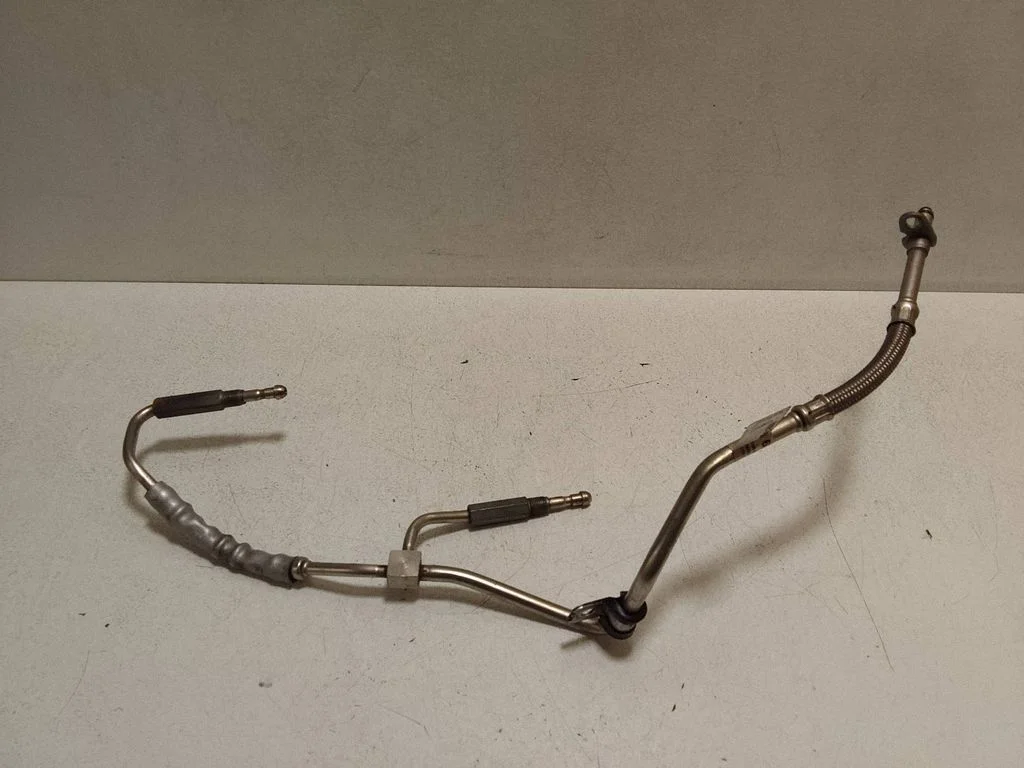 Määrimistoru(d)/-voolik(ud) MB3Q6K679CA