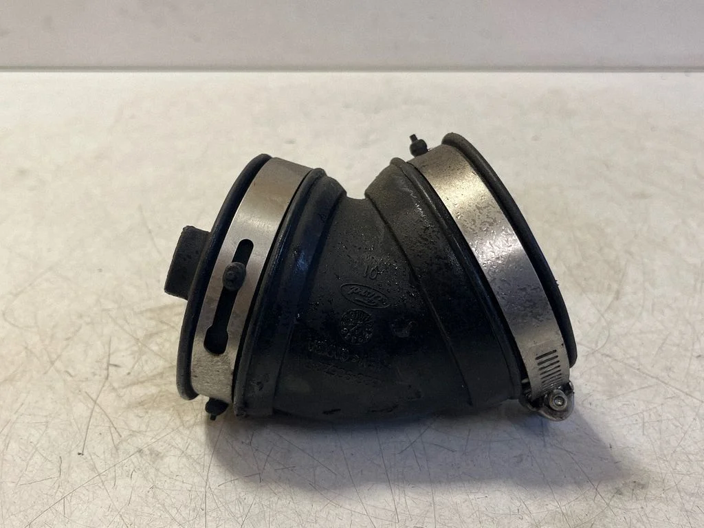 Air intake hose/pipe MB3G9C623BA
