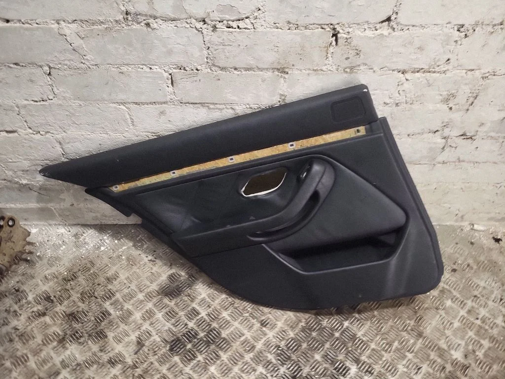 Rear door card panel trim 707972001
