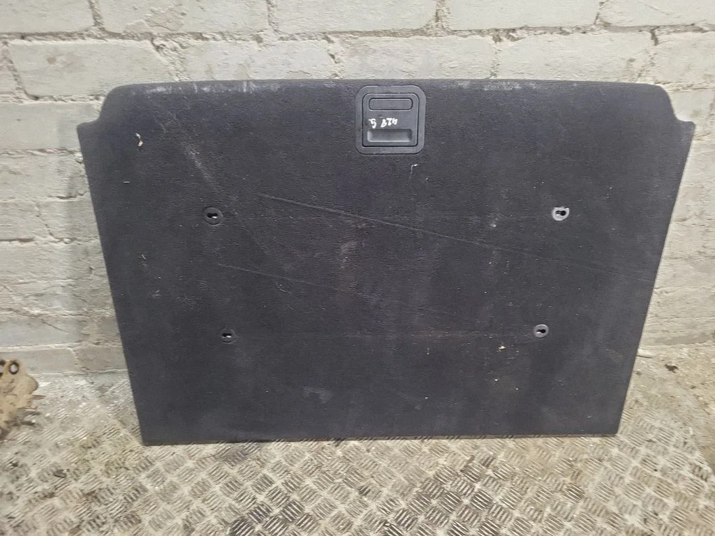 Trunk/boot mat liner – BMW 5 Series E39 (1996-2003)