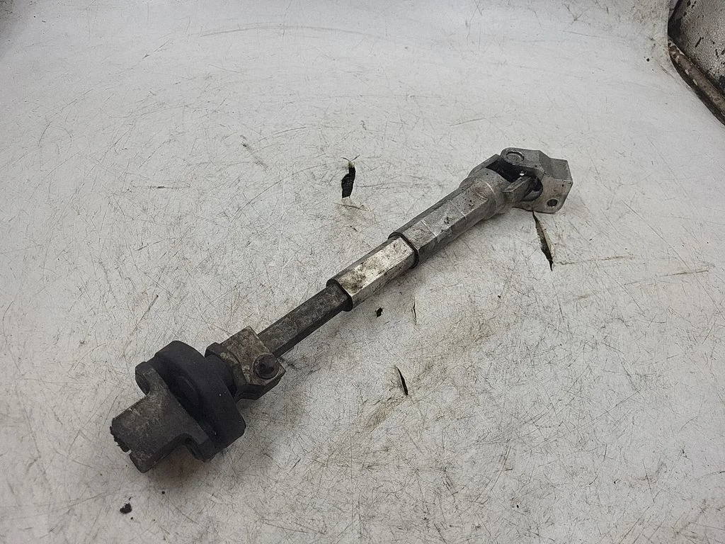 Roolisamba ristliigend – BMW 3-seeria E46 (1998-2005)