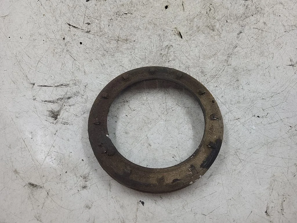 Kütusepumba (paagis) lukustusmutter – BMW 3-seeria E46 (1998-2005)