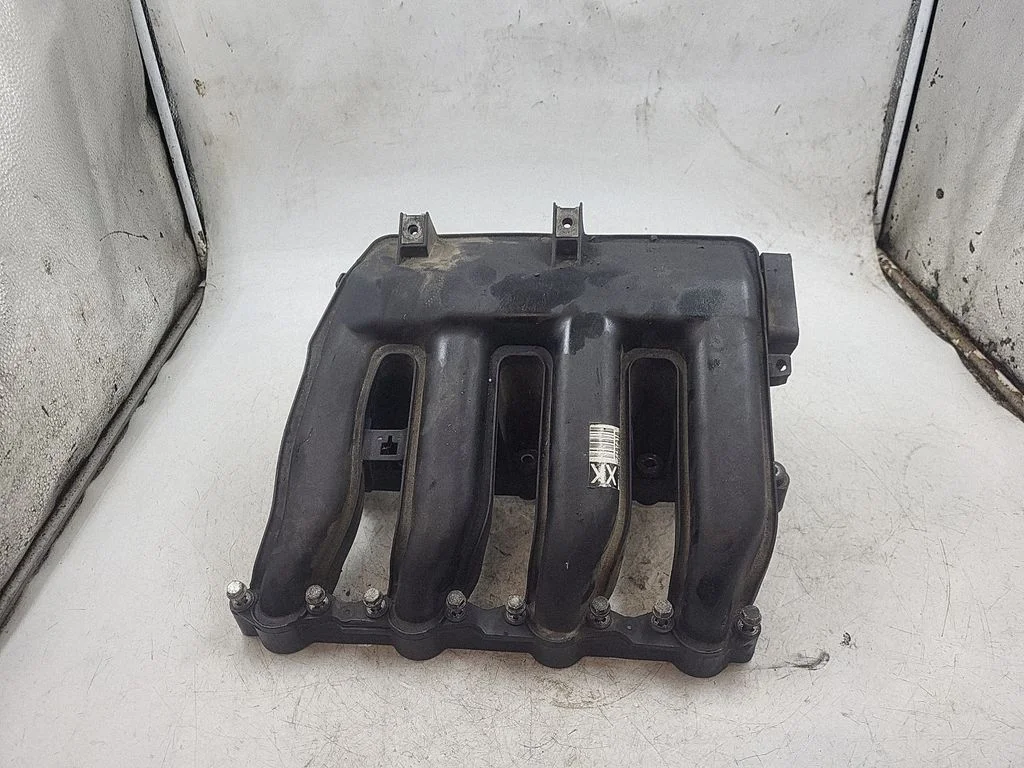 Intake manifold – BMW 3 Series E46 (1998-2005)