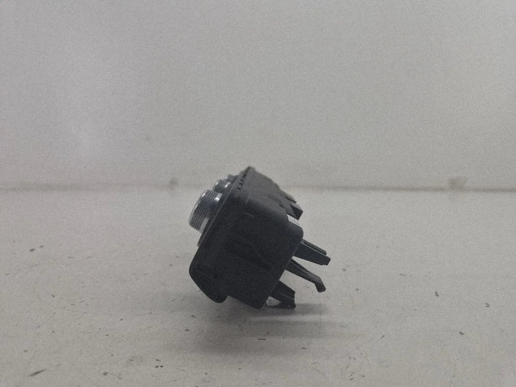 Climate control unit – Audi A3 S3 8V (2013-2019)